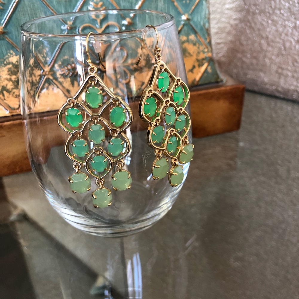 Stella and Dot Hannah Chandelier Earrings